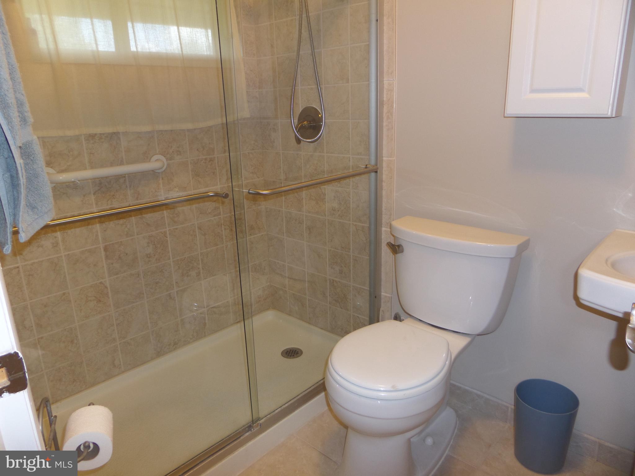 14 Inland Road Levittown, PA 19057 - Photo 17 of 33 Downstairs bathroom: easy access Walk-in Shower!!