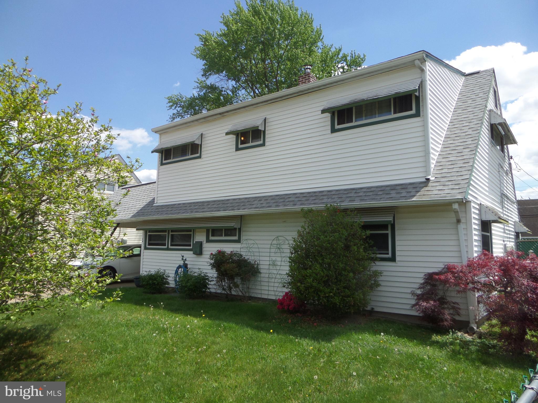 14 Inland Road Levittown, PA 19057 - Photo 30 of 33 Dormered= actual livingspace: no head bumping here