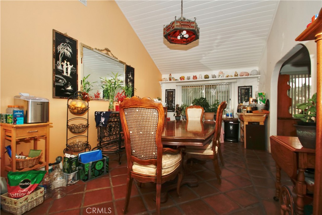 8747 Balsa Avenue Yucca Valley, CA 92284 - Photo 12 of 42
