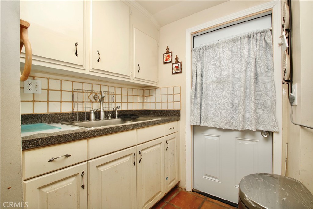 8747 Balsa Avenue Yucca Valley, CA 92284 - Photo 7 of 42