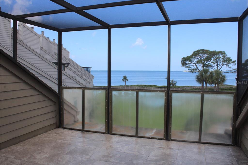 335 Windrush Loop, Unit 335 Tarpon Springs, FL 34689 - Photo 10 of 18 a view of entryway