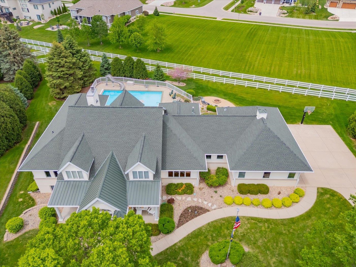 5571 Surrey Lane Waunakee, WI 53597 - Photo 73 of 90