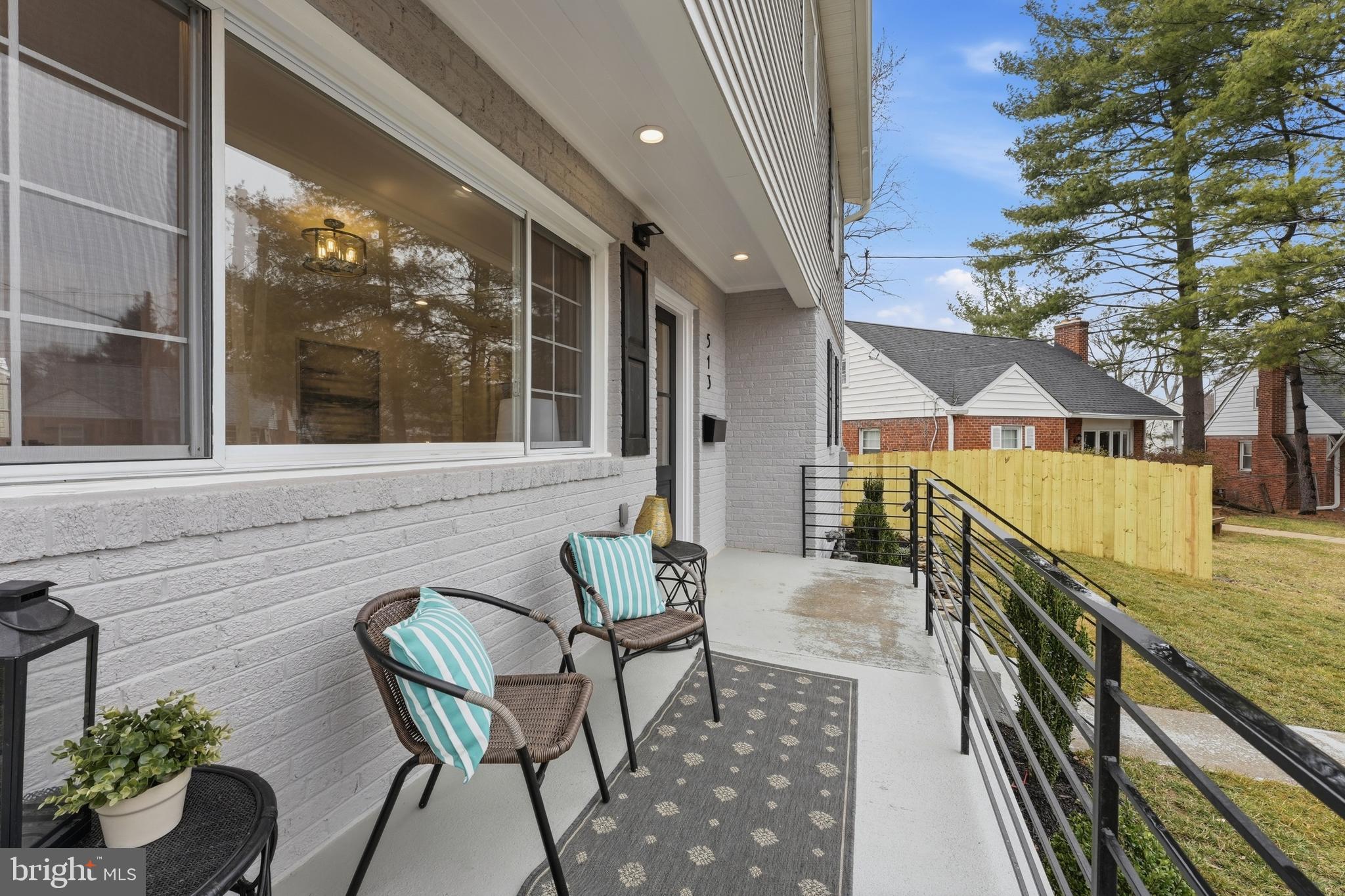 513 Kerwin Court Silver Spring, MD 20901 - Photo 5 of 71