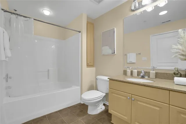 $870,000 | 2405 Watermarke Place, Irvine, CA 92612