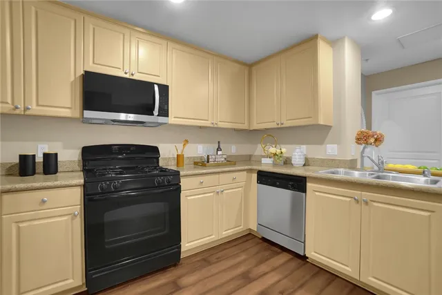 $870,000 | 2405 Watermarke Place, Irvine, CA 92612