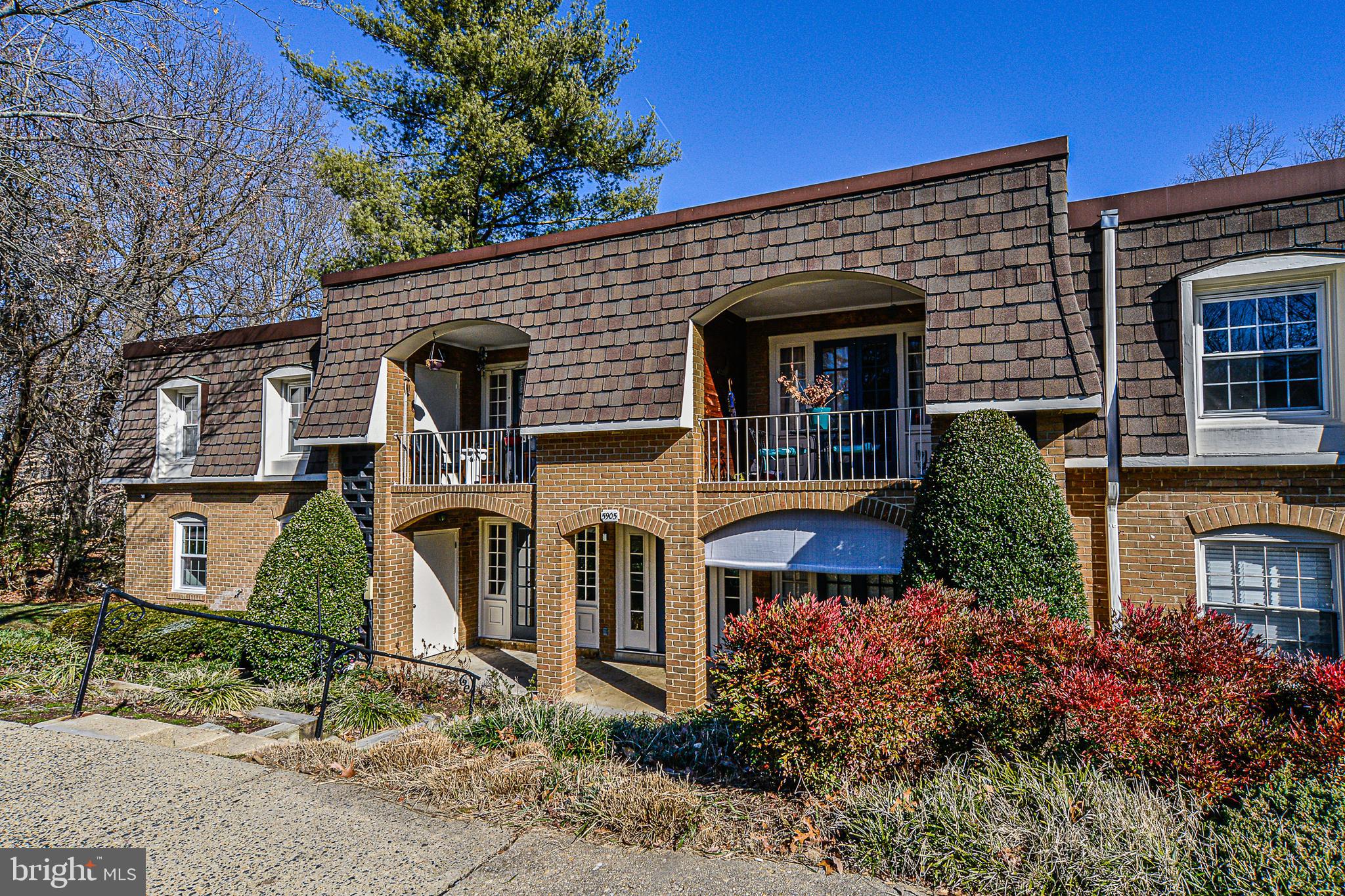 5905 Bayshire Road, Unit 178 Springfield, VA 22152 - Photo 1 of 33 Front of building