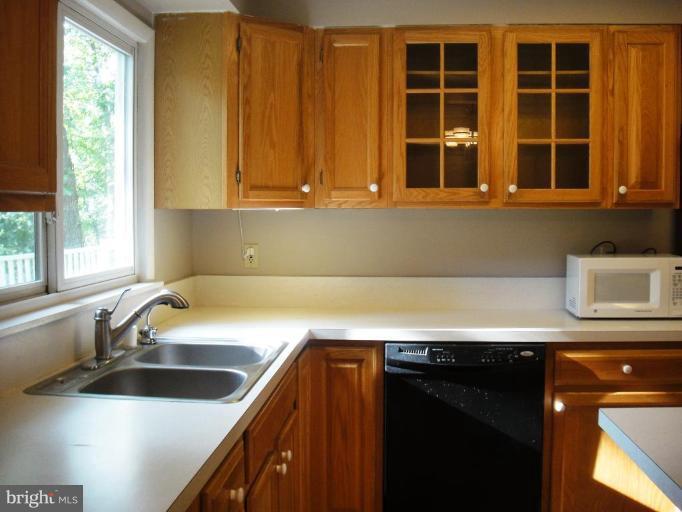 262 Lake Riviera Road Pasadena, MD 21122 - Photo 25 of 25 Kitchen #3