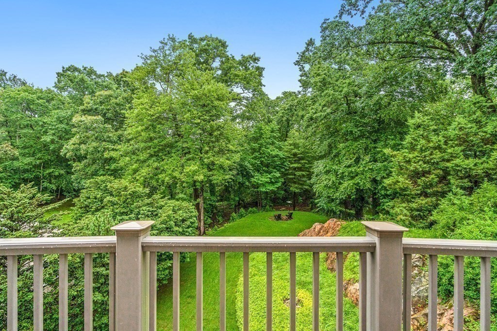 107 Cliff Road Wellesley, MA 02481 - Photo 14 of 18
