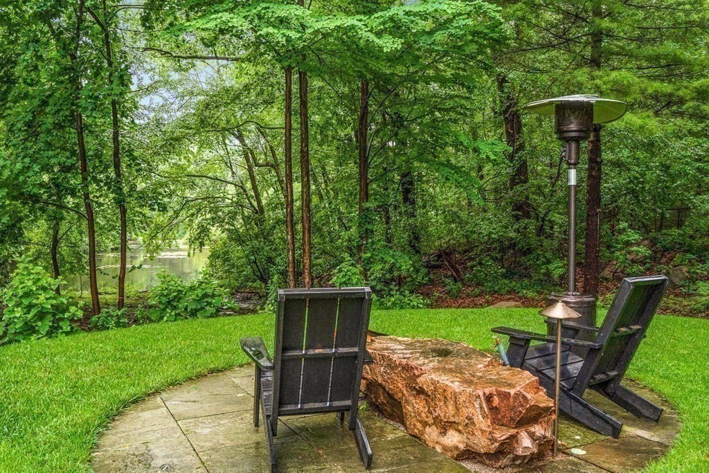 107 Cliff Road Wellesley, MA 02481 - Photo 15 of 18