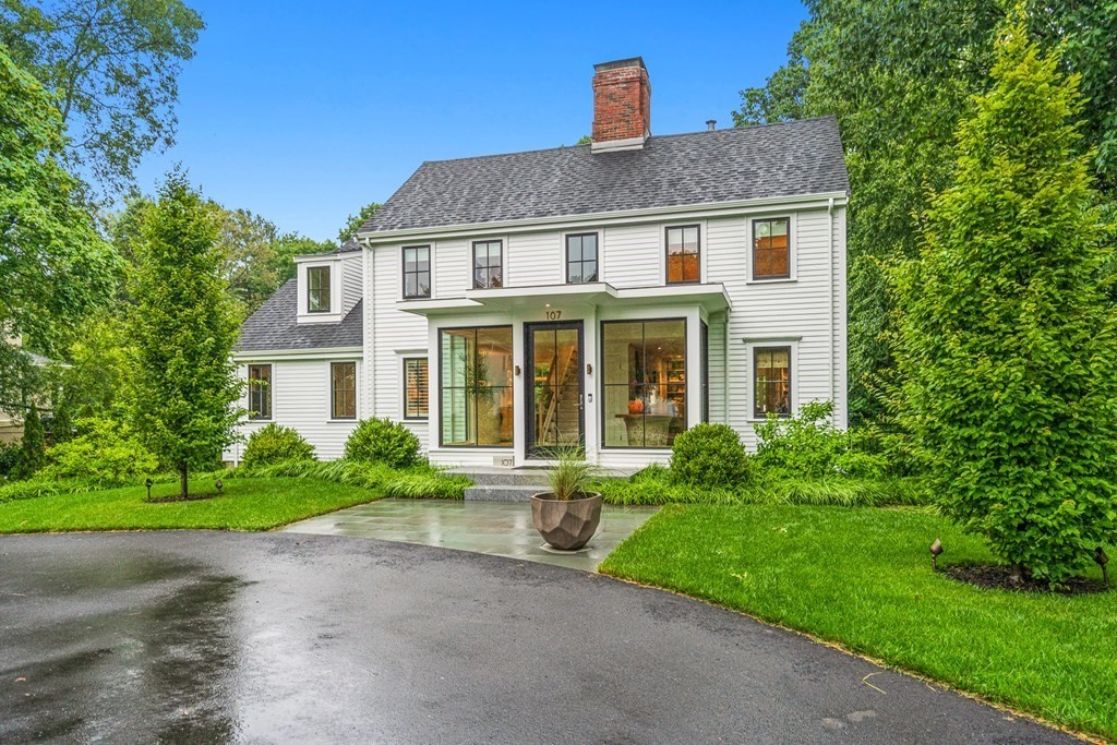 107 Cliff Road Wellesley, MA 02481 - Photo 2 of 18