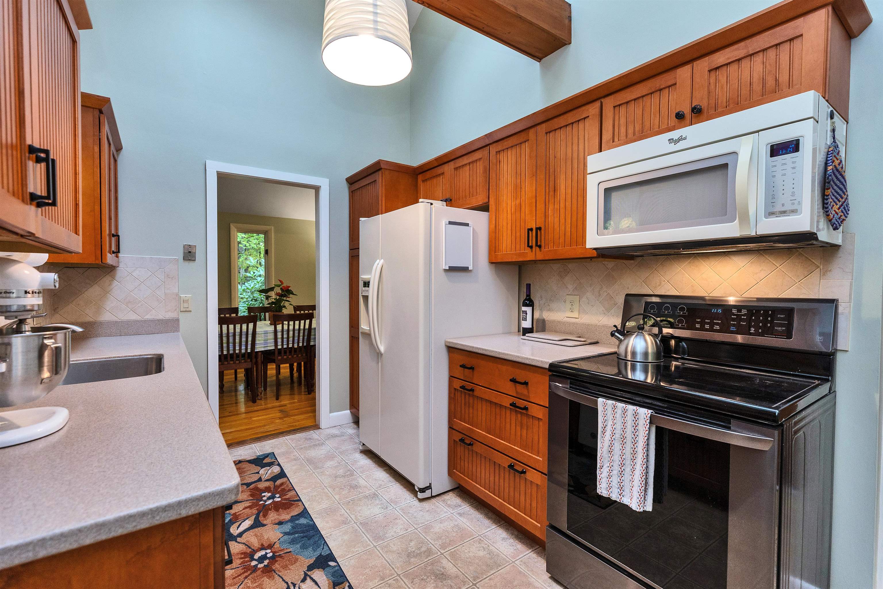 13 Casalis Road Peterborough, NH 03458 - Photo 3 of 31 Gallery Image 3