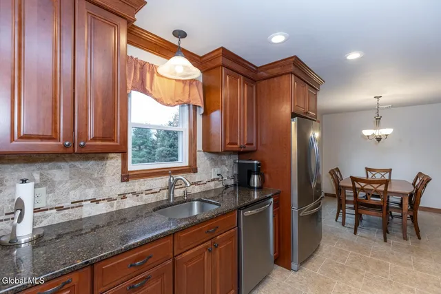 $364,900 | 195 Birds Hill Road, Sand Lake, NY 12018