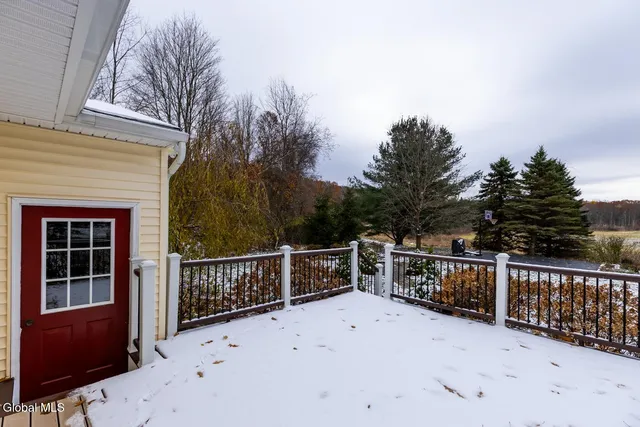 $364,900 | 195 Birds Hill Road, Sand Lake, NY 12018