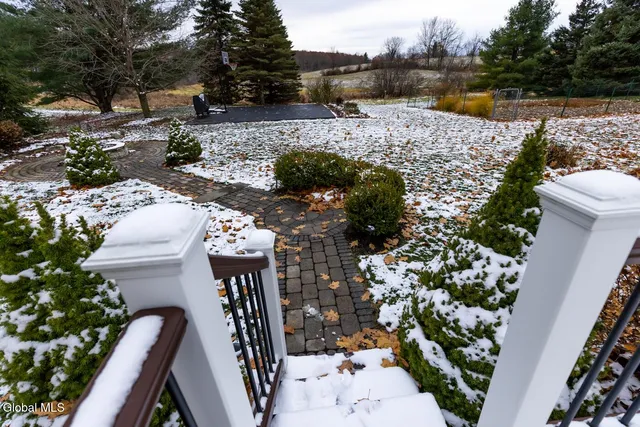 $364,900 | 195 Birds Hill Road, Sand Lake, NY 12018