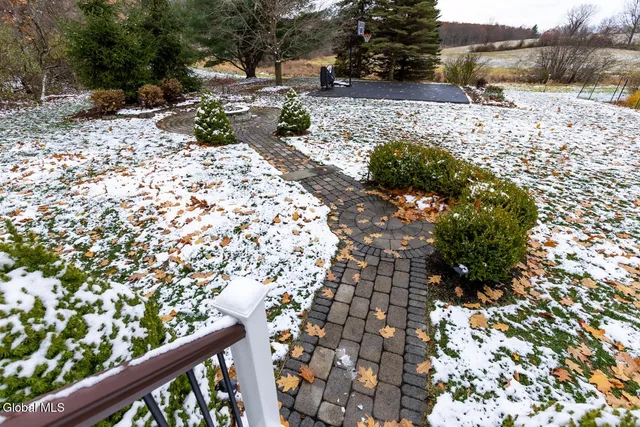 $364,900 | 195 Birds Hill Road, Sand Lake, NY 12018