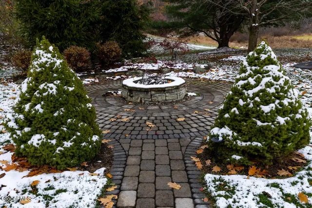 $364,900 | 195 Birds Hill Road, Sand Lake, NY 12018