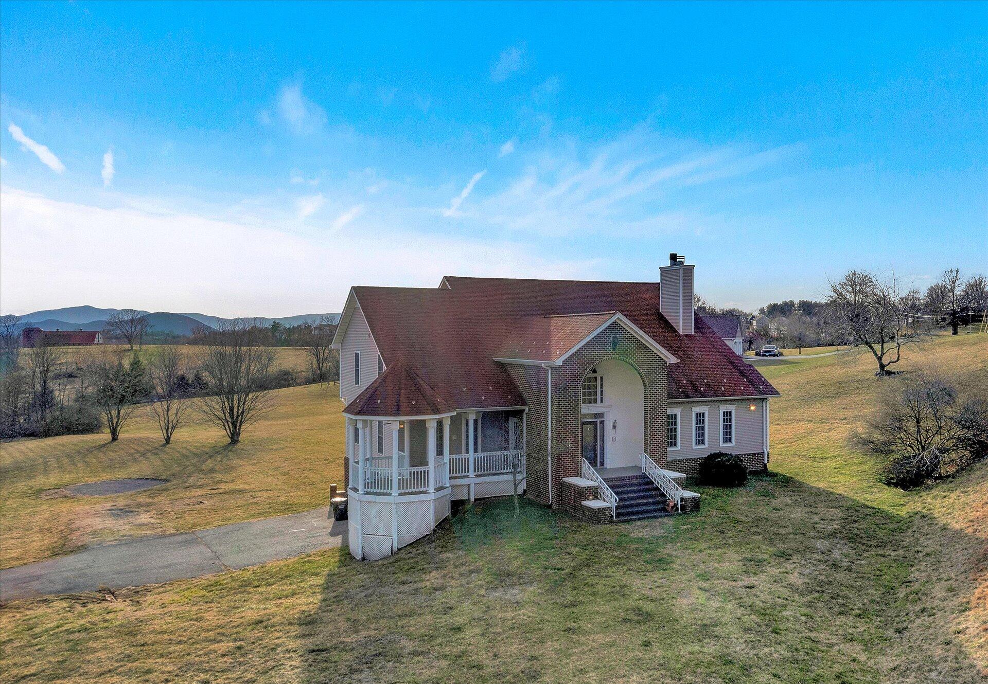 2001 Mountain View Road Vinton, VA 24179 - Photo 45 of 60 45-DJI_0446