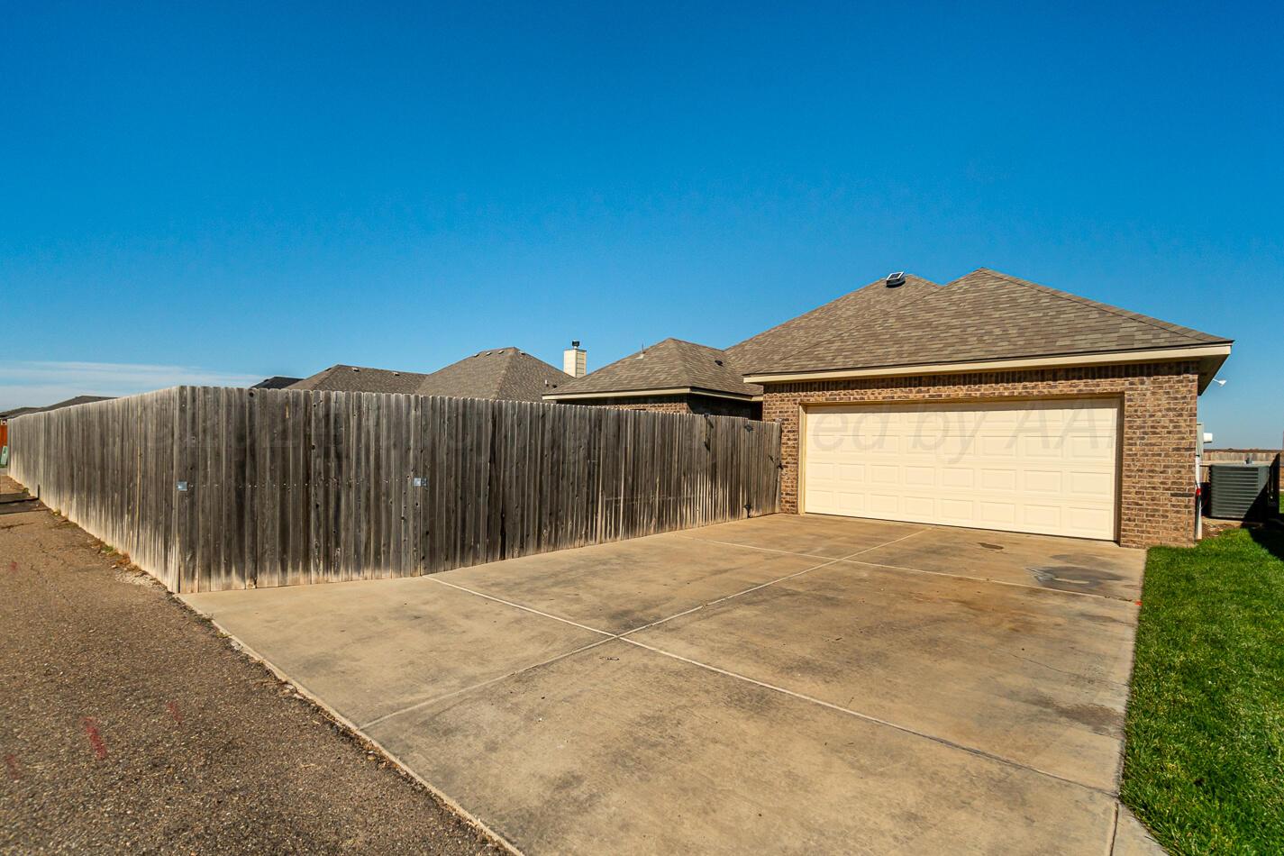 9901 Nancy Ellen Street Amarillo, TX 79119 - Photo 2 of 28 1000013845