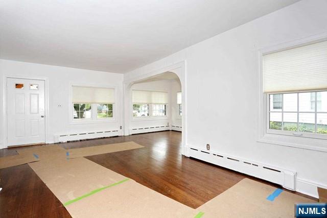 220 Raymond Street Hasbrouck Heights, NJ 07604 - Photo 11 of 36