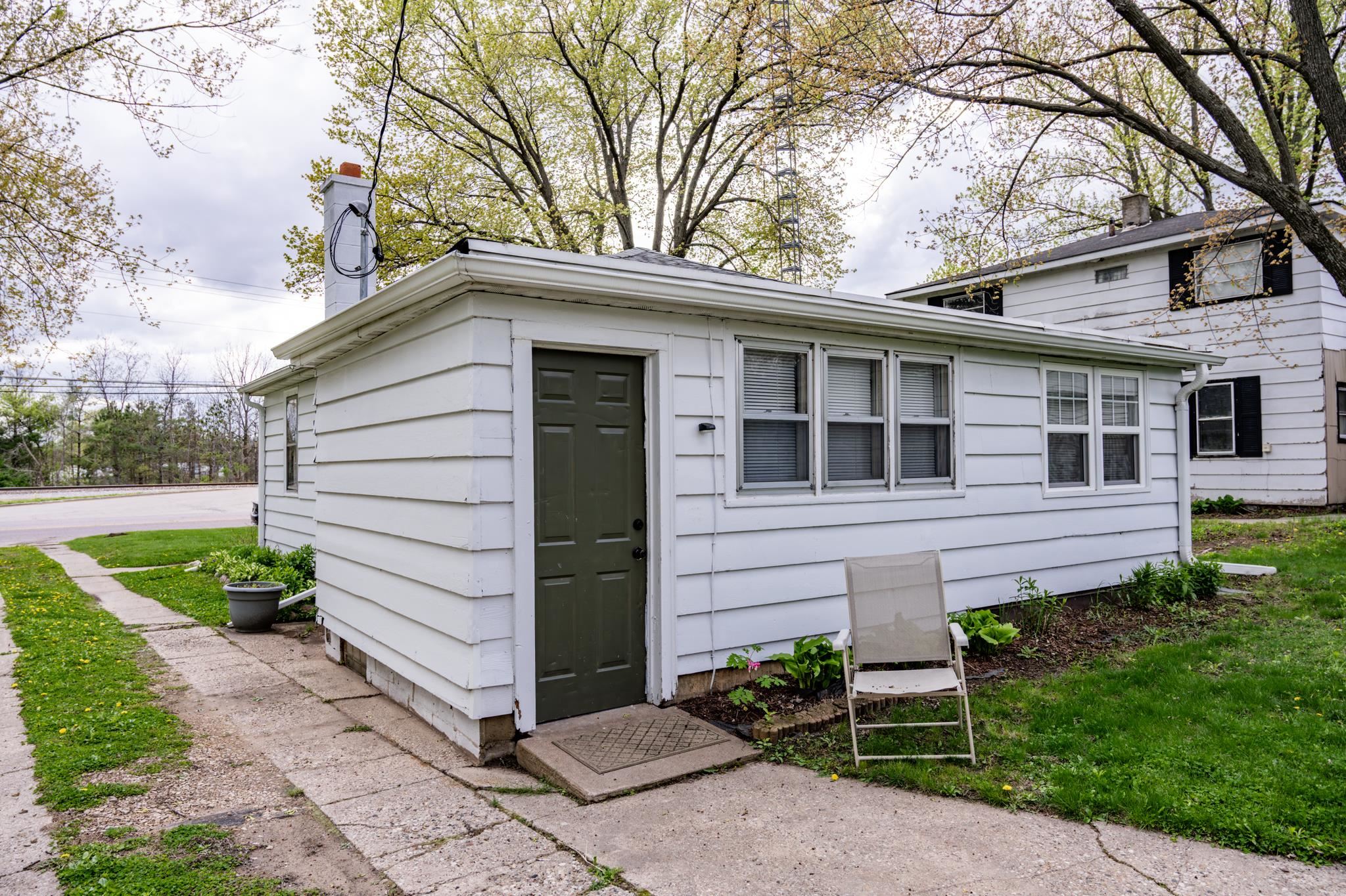 955 West State Street Mauston, WI 53948 - Photo 2 of 27