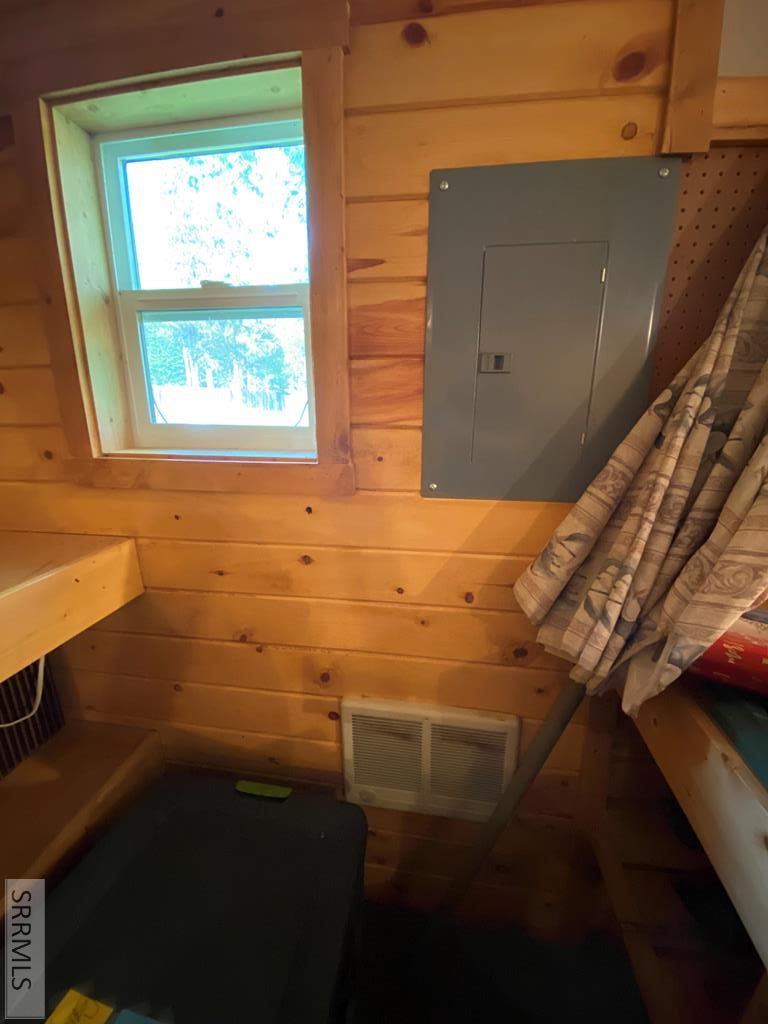 4175 South Big Springs Loop Road Island Park, ID 83429 - Photo 32 of 48 Garage heater