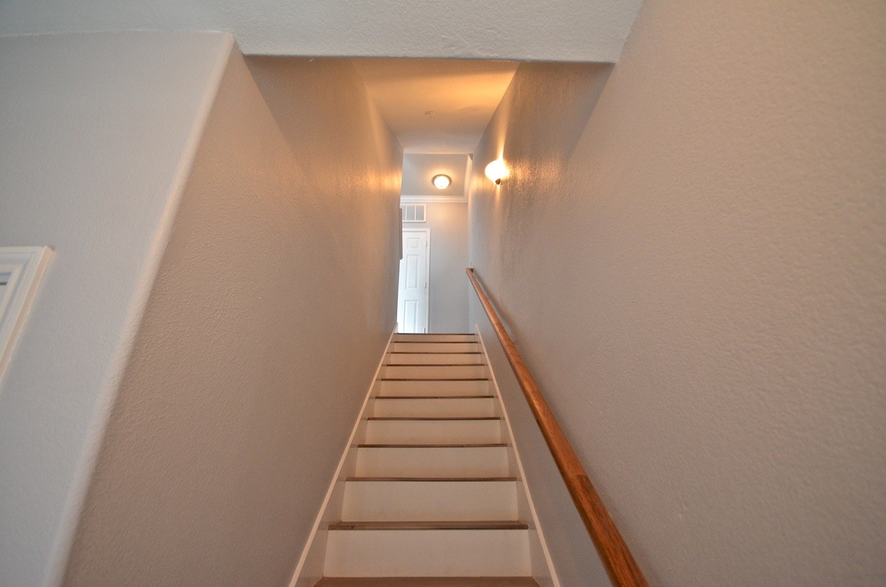 9200 Westheimer Road, Unit 907 Houston, TX 77063 - Photo 15 of 27 a view of entryway