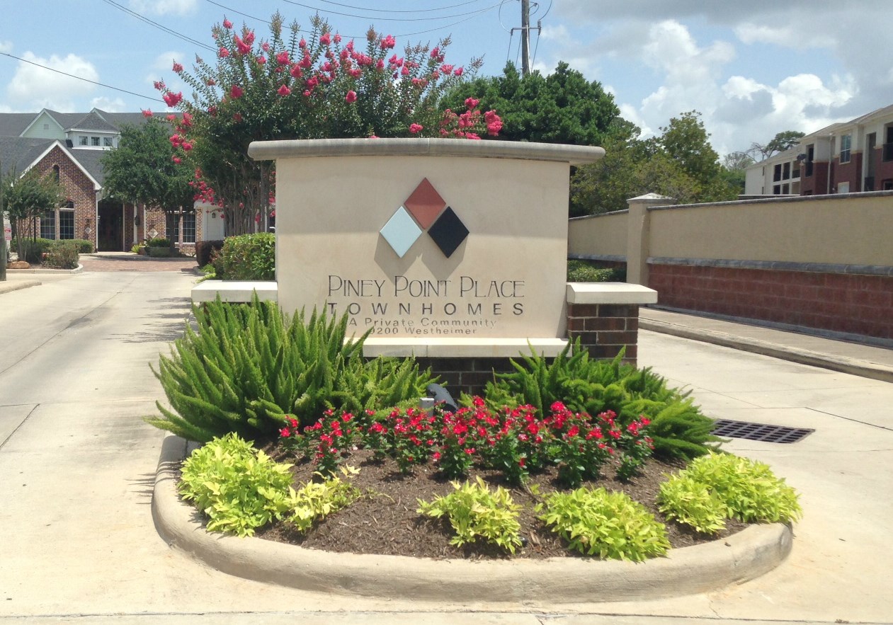 9200 Westheimer Road, Unit 907 Houston, TX 77063 - Photo 24 of 27 a view of a bunch of flowers