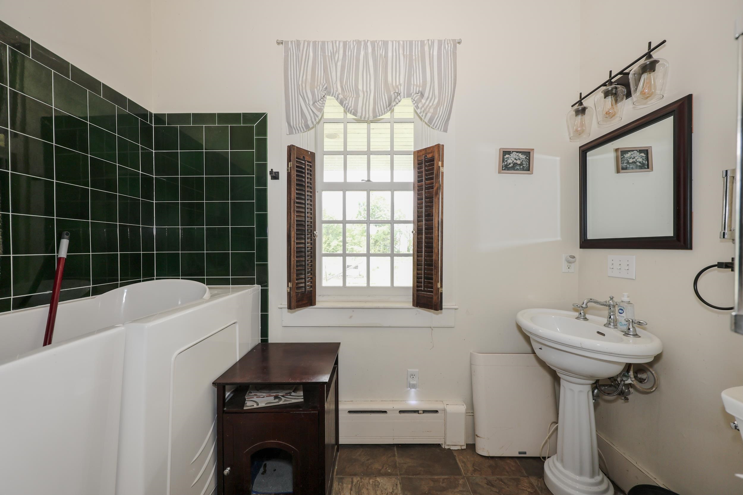 24 Franklin Road Salisbury, NH 03268 - Photo 23 of 60