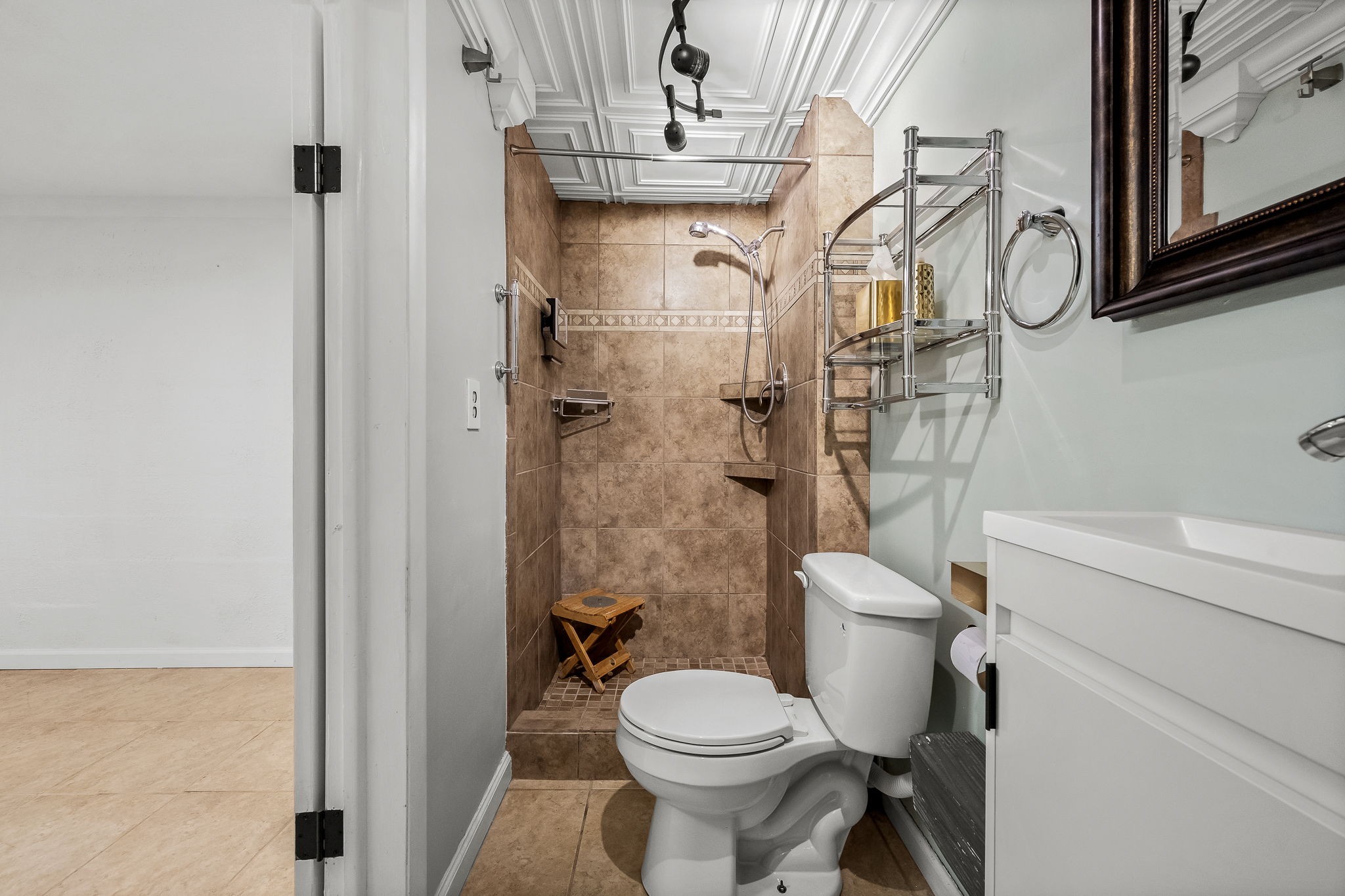 2329 Dilton Mankin Road Murfreesboro, TN 37127 - Photo 69 of 95 a bathroom with a toilet and shower