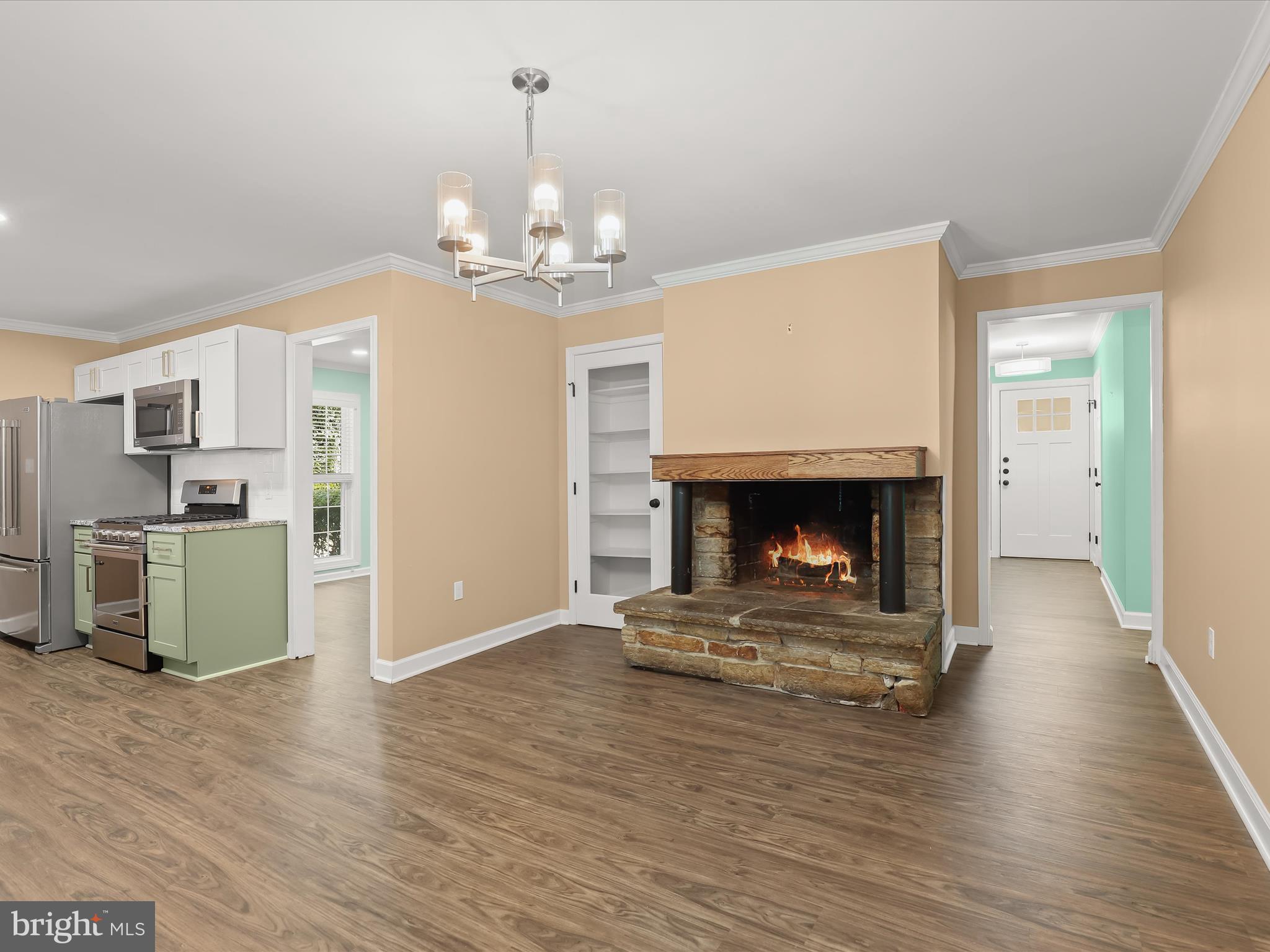 201 Suter Road Catonsville, MD 21228 - Photo 13 of 45 Family room w/ wood burning fireplace