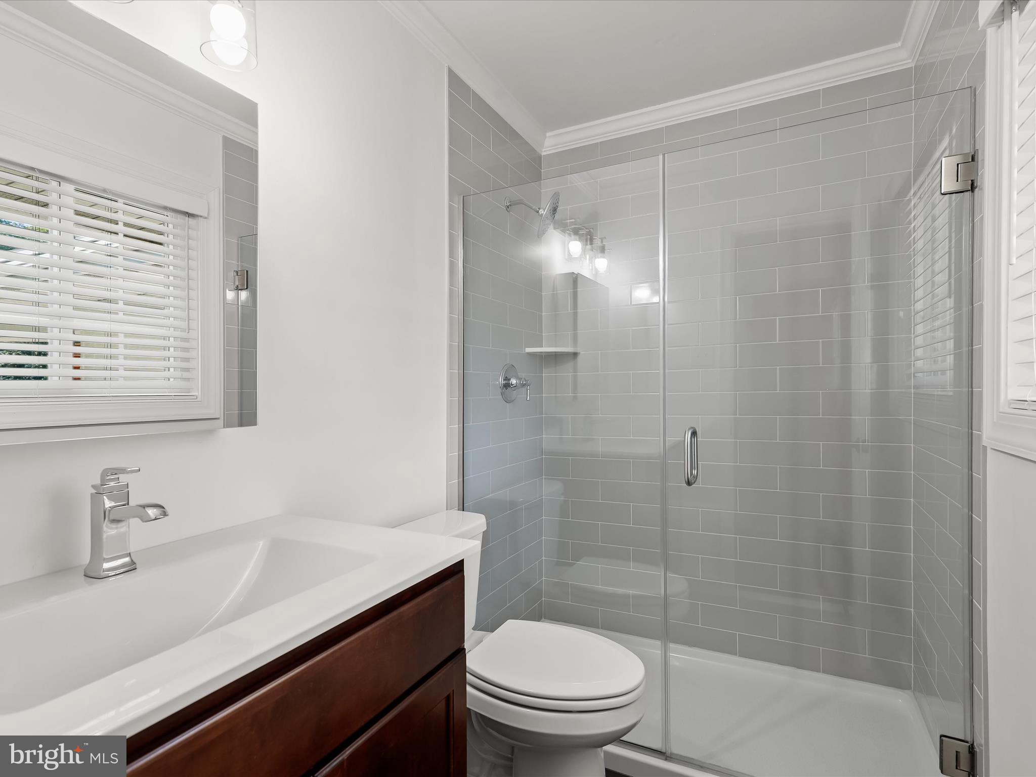 201 Suter Road Catonsville, MD 21228 - Photo 22 of 45 Primary bathroom