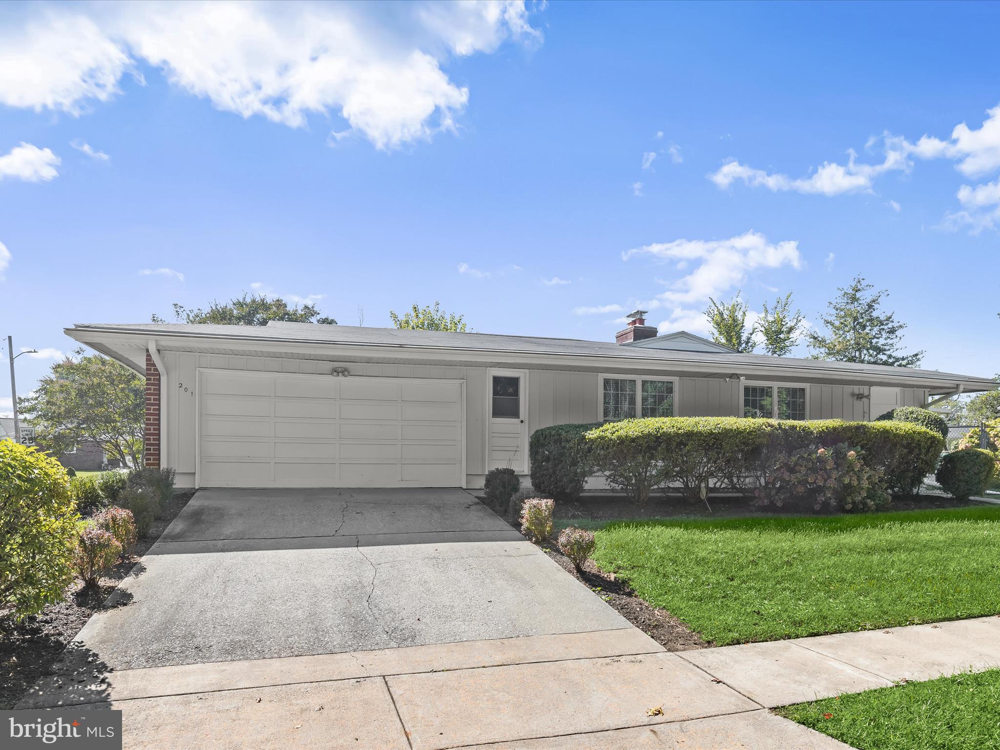 201 Suter Road Catonsville, MD 21228 - Photo 40 of 45 2-car garage