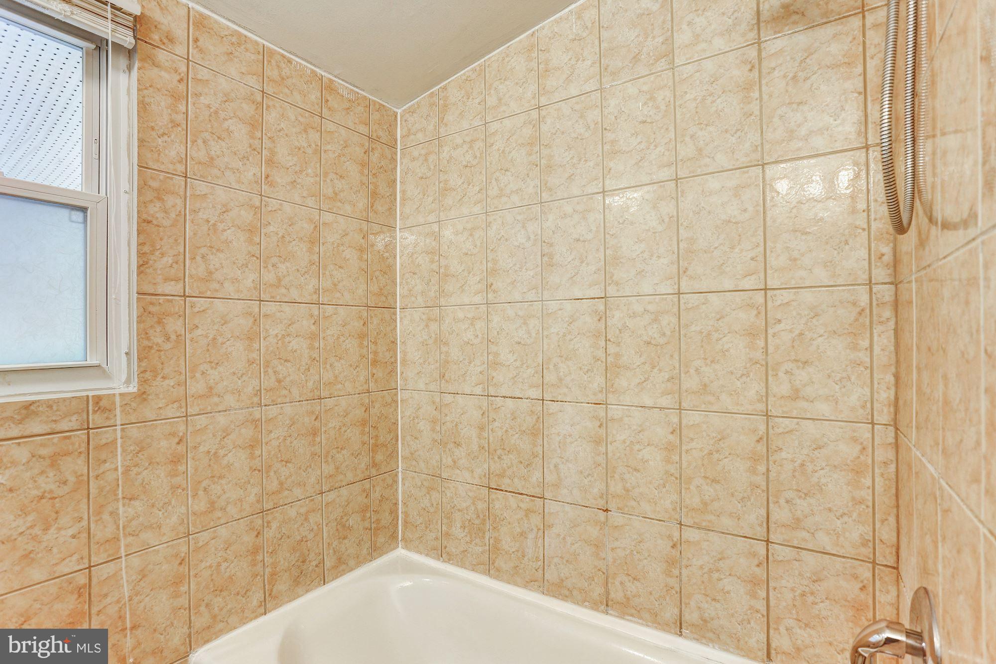 4722 Belle Forte Road Pikesville, MD 21208 - Photo 15 of 25 Full Bath