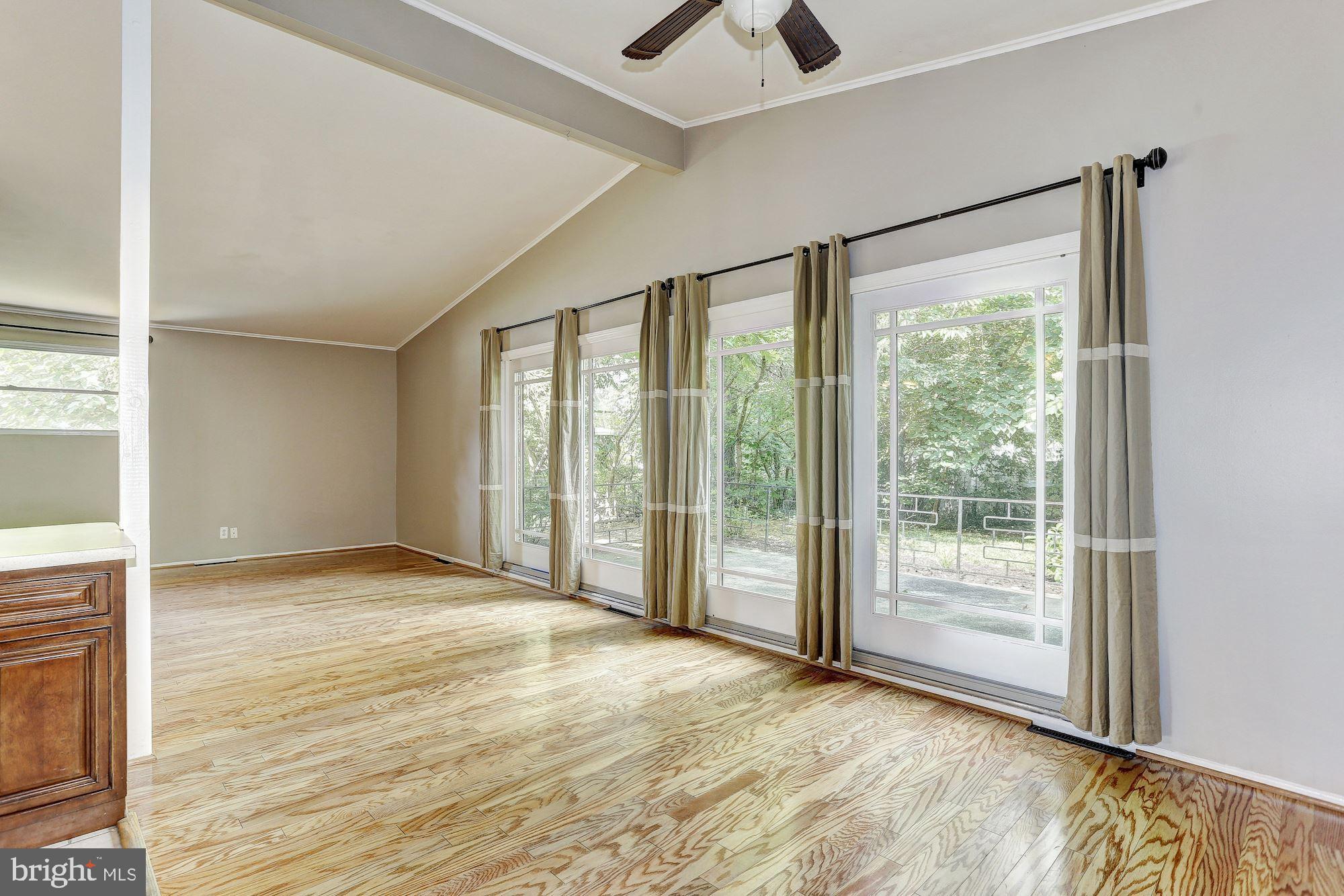 4722 Belle Forte Road Pikesville, MD 21208 - Photo 6 of 25 Living | Dining Room Combination