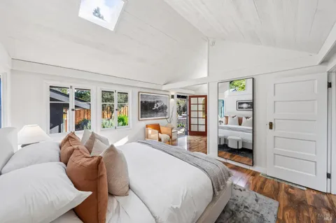 $1,950,000 | 484 Summit Avenue, Mill Valley, CA 94941