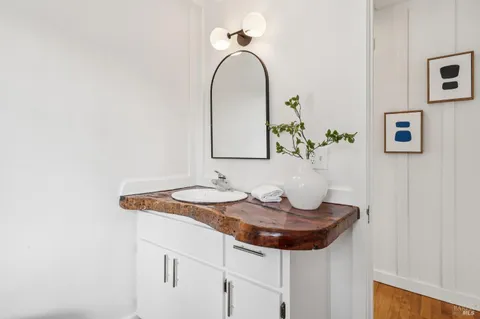 $1,950,000 | 484 Summit Avenue, Mill Valley, CA 94941