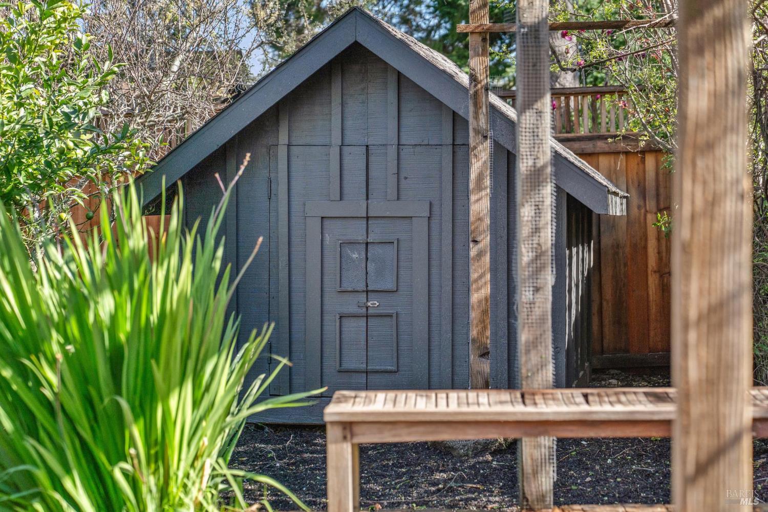 484 Summit Avenue Mill Valley, CA 94941 - Photo 27 of 50