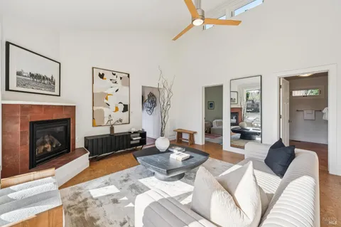 $1,950,000 | 484 Summit Avenue, Mill Valley, CA 94941