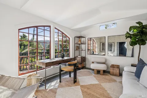 $1,950,000 | 484 Summit Avenue, Mill Valley, CA 94941