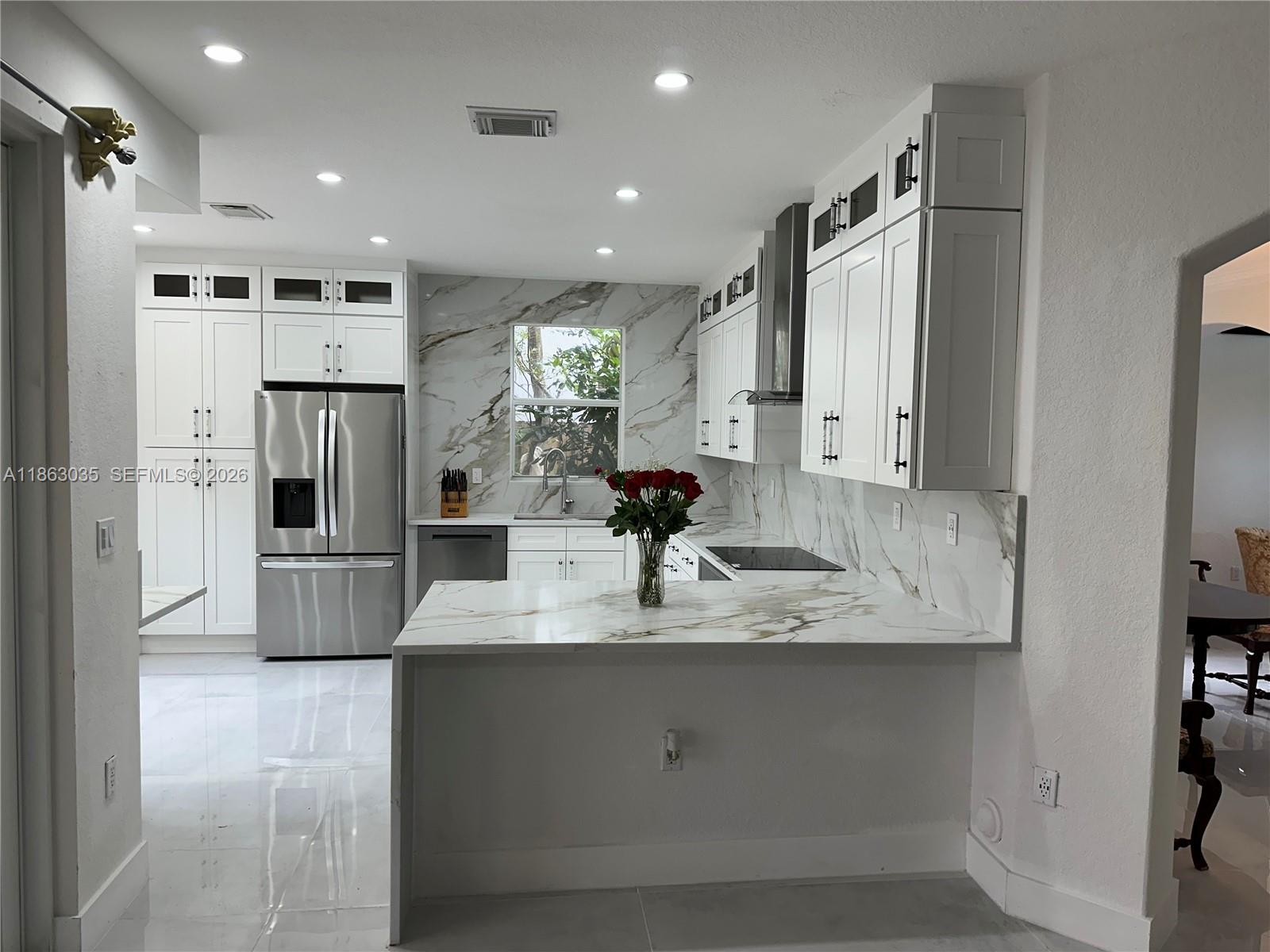 6049 Southwest 165th Avenue Miami, FL 33193 - Photo 3 of 49