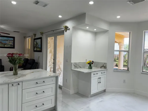 $969,999 | 6049 Southwest 165th Avenue, Miami, FL 33193