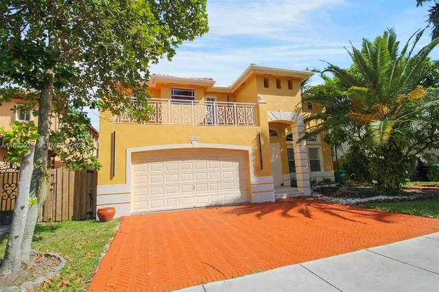 $1,030,000 | 6049 Southwest 165th Avenue, Miami, FL 33193