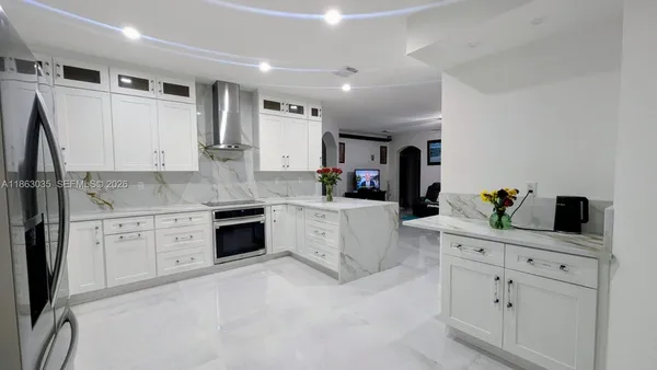 $969,999 | 6049 Southwest 165th Avenue, Miami, FL 33193