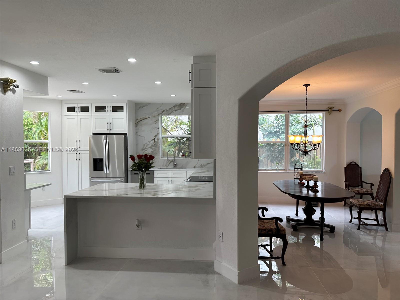 6049 Southwest 165th Avenue Miami, FL 33193 - Photo 6 of 49