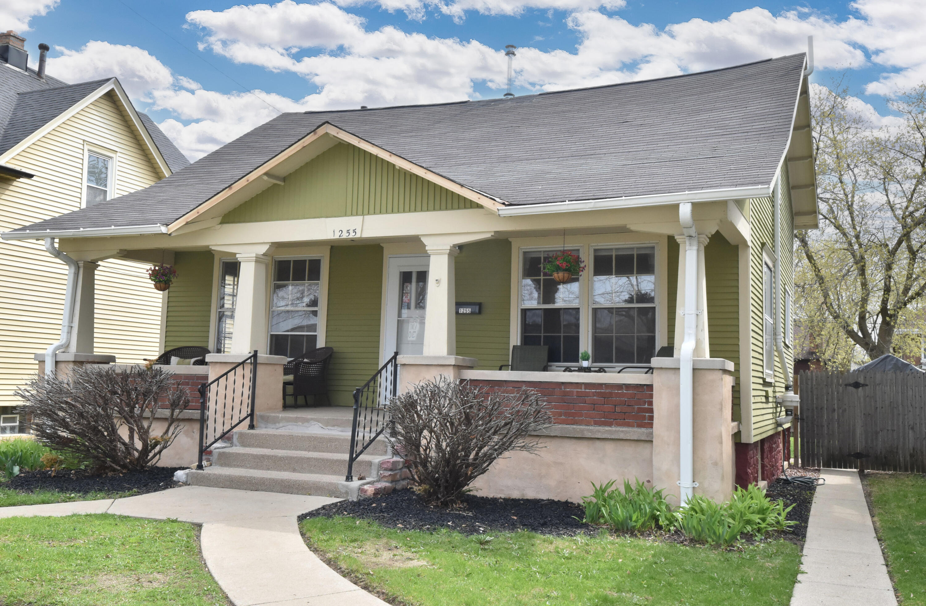 1255 West Boulevard Racine, WI 53405 - Photo 1 of 1 Front