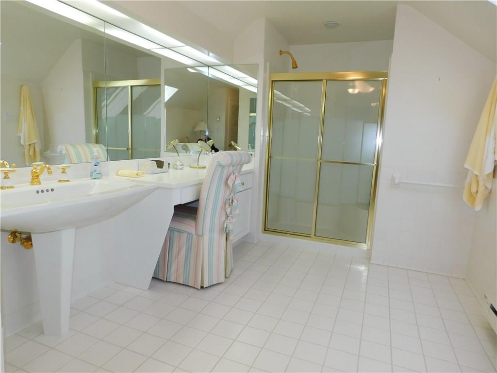 286 Donation Road Greenville, PA 16125 - Photo 21 of 25 FULL BATH LOCATED OFF 2ND MASTER BEDROOM UPSTAIRS