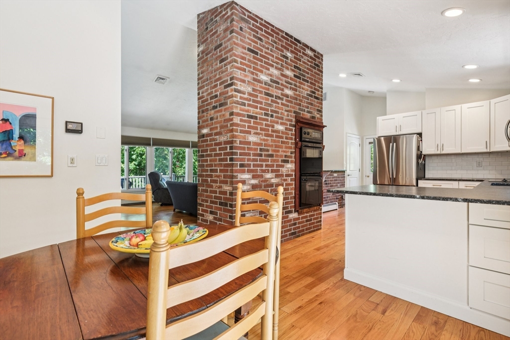 225 Flanders Road Westborough, MA 01581 - Photo 4 of 26 Gallery Image 4