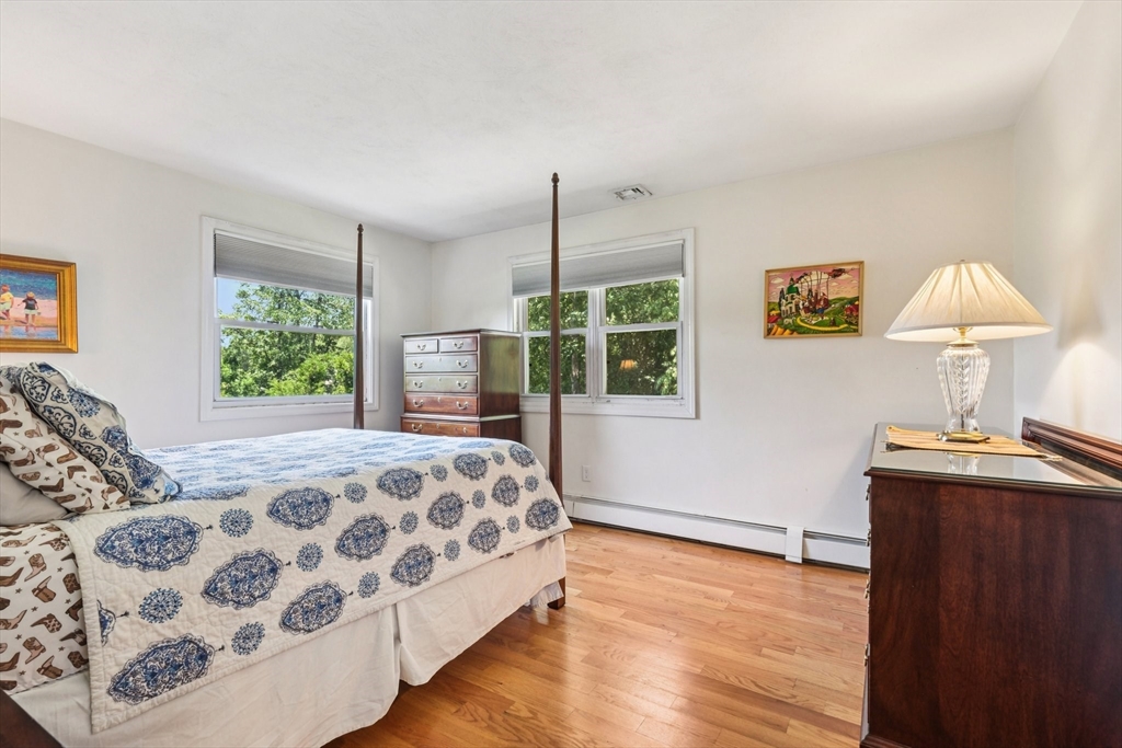 225 Flanders Road Westborough, MA 01581 - Photo 10 of 26 Gallery Image 10