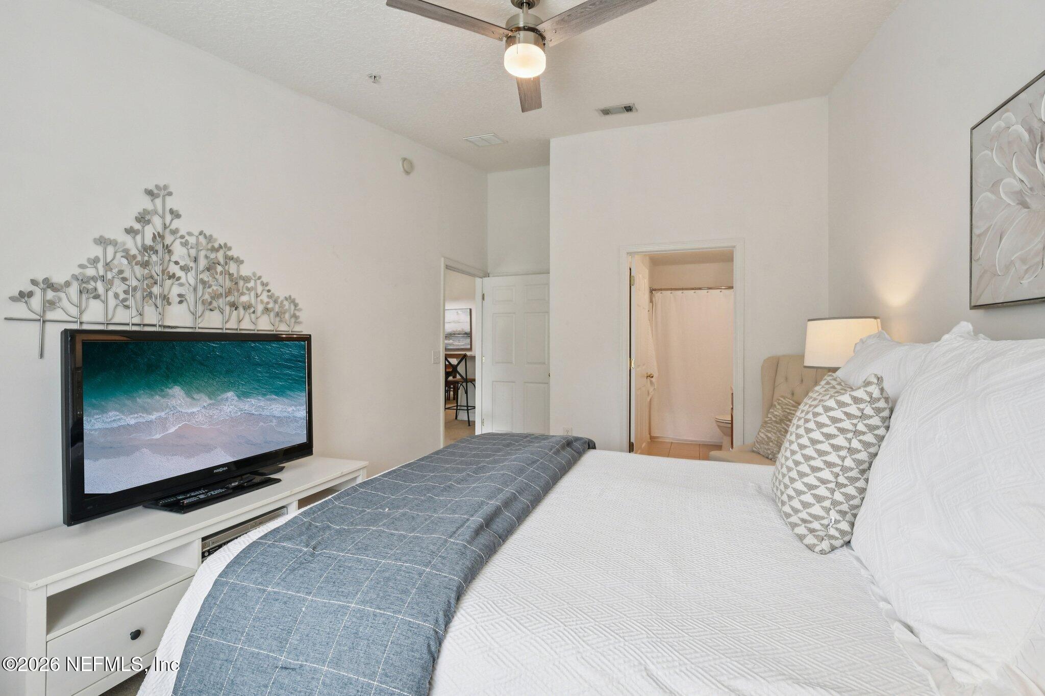 7920 Merrill Road, Unit 1114 Jacksonville, FL 32277 - Photo 19 of 31 20-web-or-mls-a-S2602-020r