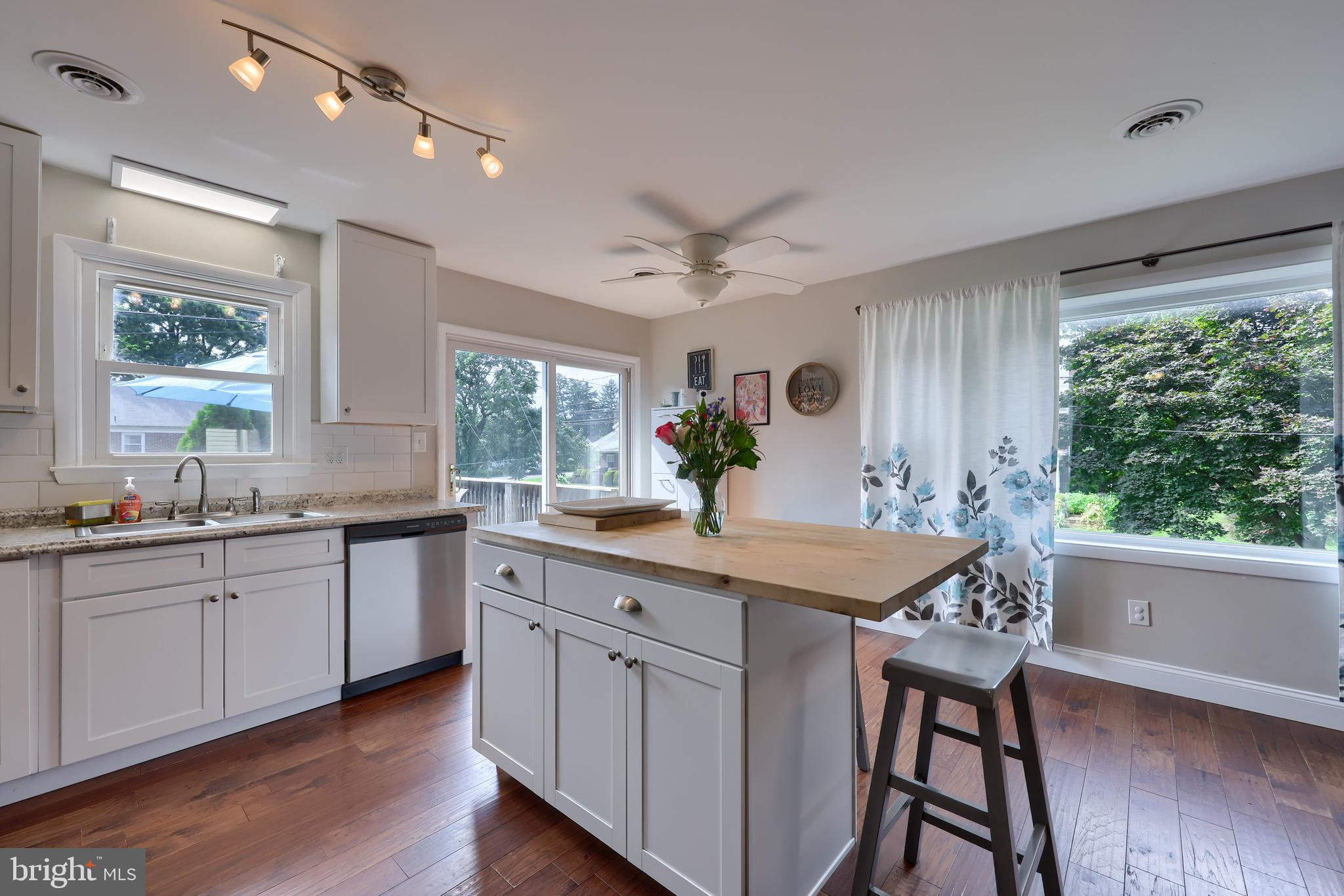 114 Pleasure Road Lancaster, PA 17601 - Photo 13 of 29 Gallery Image 13